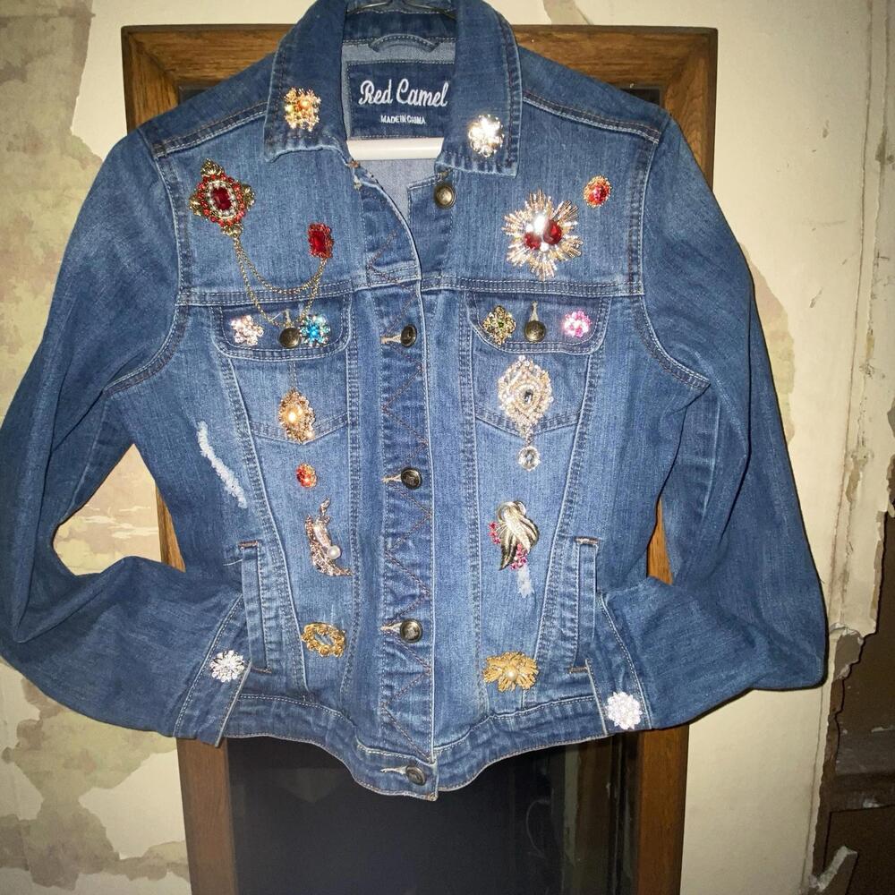 Brooch Denim Jacket w/ vintage and Modern Gems RED CAMEL brand brooches Jean Med